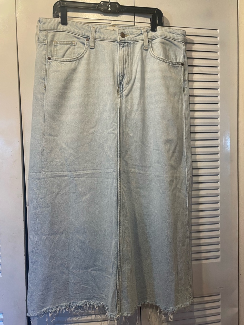 Arizona Jeans Co. Light Wash  Maxi Skirt - Casual Everyday Style
